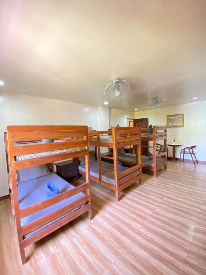 Tessie'S Home Stay Bed & Breakfast Puerto Princesa Exterior photo
